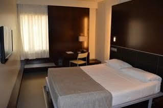 Hotel Ceuta Puerta De Africa Exteriör bild